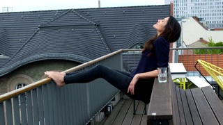 Bettina Zimmermann feet photo thumbnail