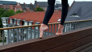 Bettina Zimmermann feet photo thumbnail