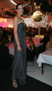 Bettina Zimmermann feet photo thumbnail