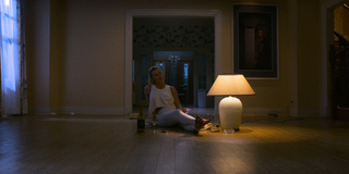 Betty Gilpin feet photo thumbnail