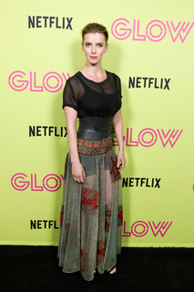 Betty Gilpin feet photo thumbnail