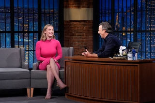 Betty Gilpin feet photo thumbnail