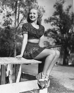 Betty Grable feet photo 19