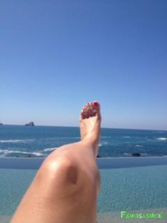 Betty Monroe feet photo 4
