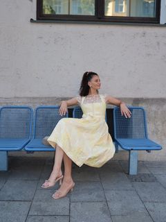 Betty Taube feet photo 3