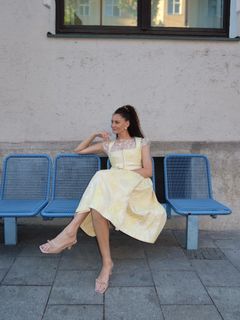 Betty Taube feet photo 1