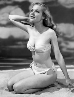 Betty Weider feet photo 8