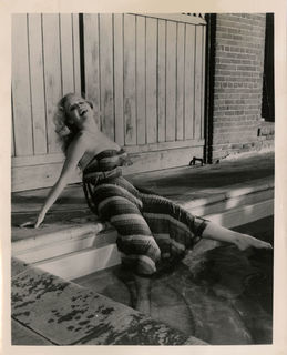 Betty Weider feet photo 1