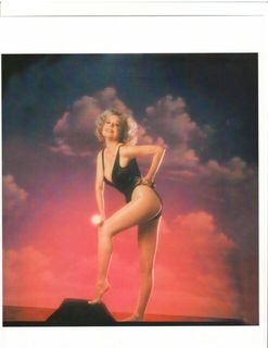 Betty Weider feet photo 7