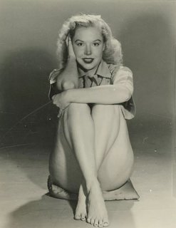 Betty Weider feet photo 4