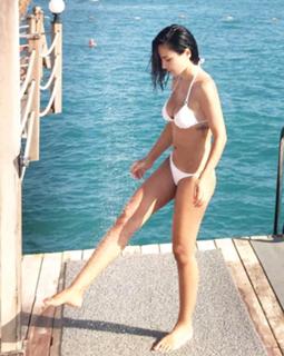 Betül Demir feet photo 14