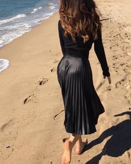 Betül Demir feet photo 6