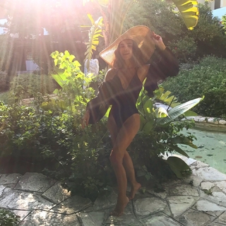 Betül Demir feet photo 10