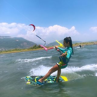 Betül Demir feet photo 11