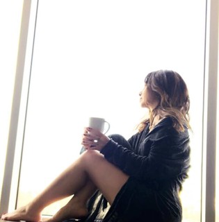 Betül Demir feet photo 6
