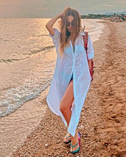 Betül Demir feet photo 8