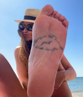 Betül Demir feet photo 20