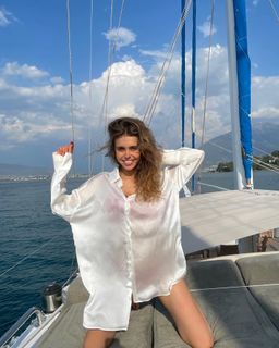 Betül Çakmak feet photo 14