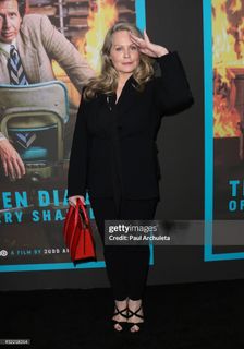 Beverly D'Angelo feet photo 3