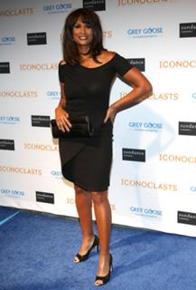 Beverly Johnson feet photo 8