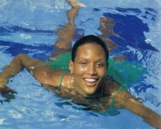 Beverly Johnson feet photo 14