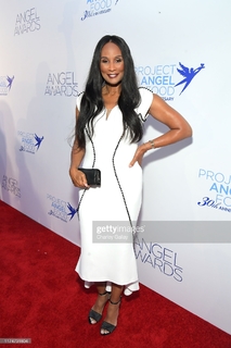 Beverly Johnson feet photo 9