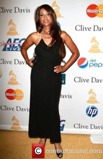 Beverly Johnson feet photo 2
