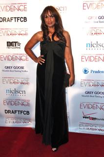 Beverly Johnson feet photo 12