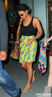 Beyoncé feet photo thumbnail