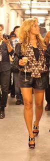Beyoncé feet photo thumbnail
