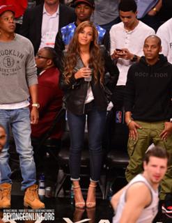 Beyoncé feet photo thumbnail