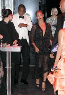 Beyoncé feet photo thumbnail