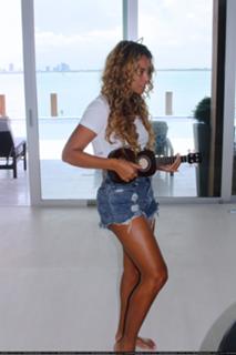 Beyoncé feet photo thumbnail