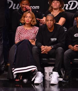 Beyoncé feet photo thumbnail