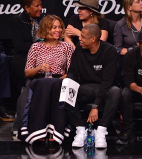 Beyoncé feet photo thumbnail