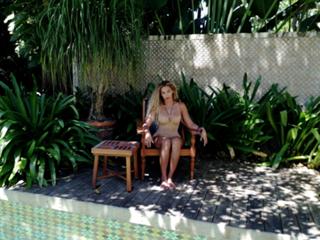 Beyoncé feet photo thumbnail