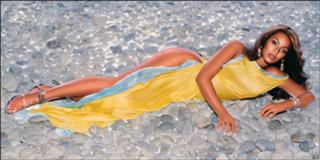 Beyoncé feet photo thumbnail