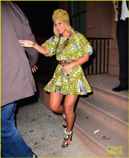 Beyoncé feet photo thumbnail