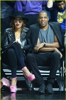 Beyoncé feet photo thumbnail