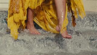 Beyoncé feet photo thumbnail