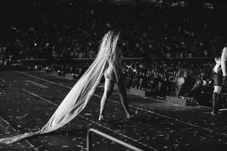 Beyoncé feet photo thumbnail