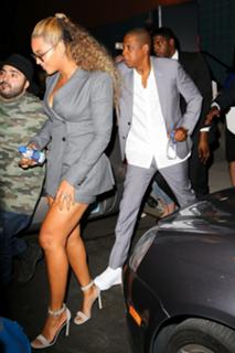 Beyoncé feet photo thumbnail