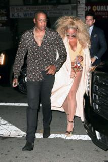 Beyoncé feet photo thumbnail