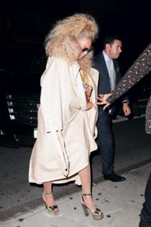 Beyoncé feet photo thumbnail