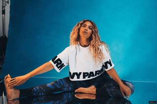 Beyoncé feet photo thumbnail