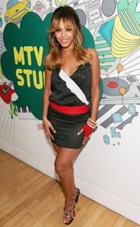 Beyoncé feet photo thumbnail