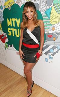 Beyoncé feet photo thumbnail