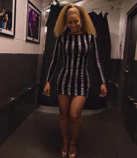 Beyoncé feet photo thumbnail