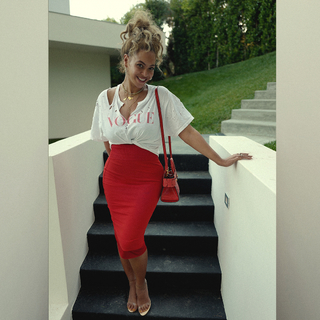 Beyoncé feet photo thumbnail