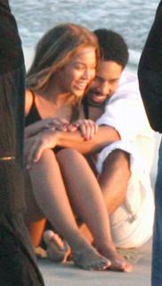 Beyoncé feet photo thumbnail